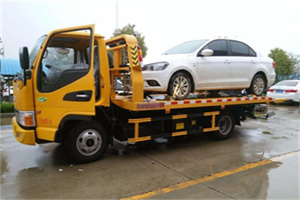 牟定附近拖车救援24小时服务热线